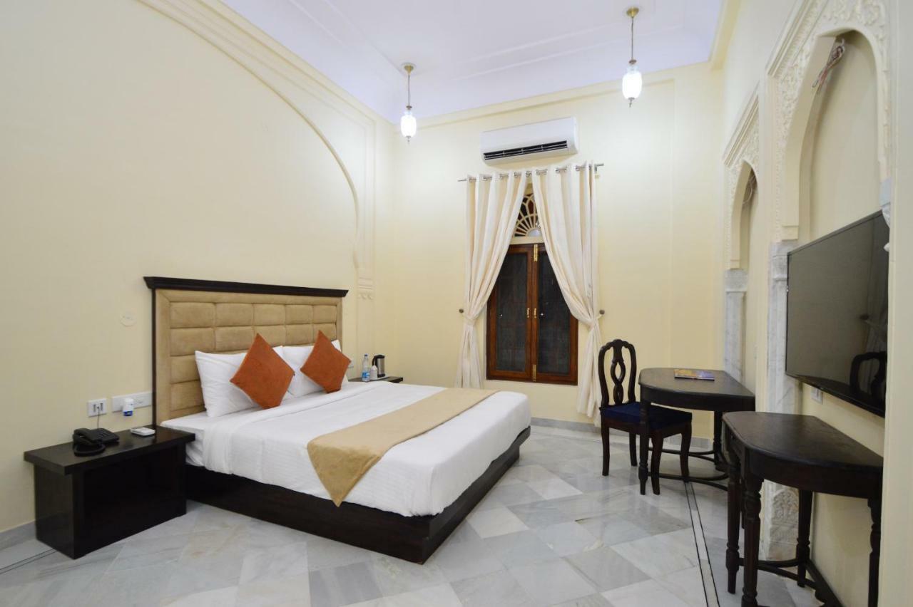 Aaram Baagh Resort & Spa Agra- By Pachar Group อัครา ภายนอก รูปภาพ