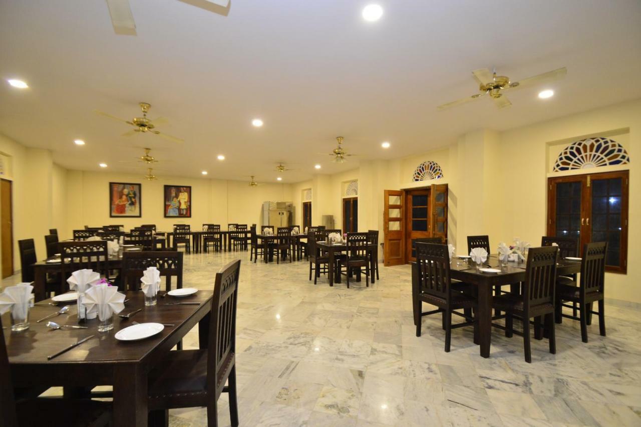 Aaram Baagh Resort & Spa Agra- By Pachar Group อัครา ภายนอก รูปภาพ