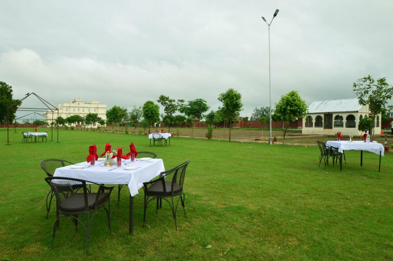 Aaram Baagh Resort & Spa Agra- By Pachar Group อัครา ภายนอก รูปภาพ